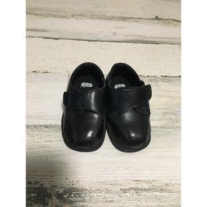 Route 66 two month baby black Velcro loafers size two month NWOT